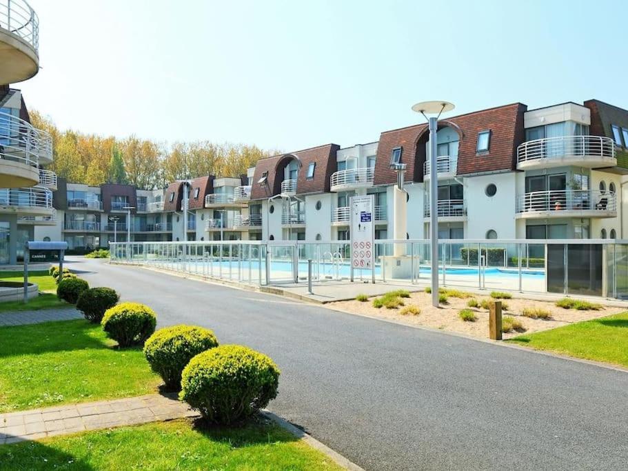Appartement Voor 4 Personen Met Zwembad Aan Zee Pool 28 Degr Celcius Already Open