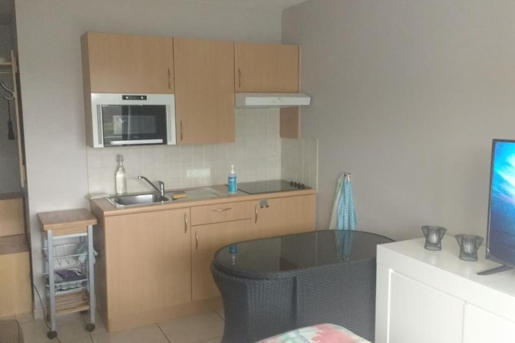 Appartement Voor 4 Personen Met Zwembad Aan Zee Pool 28 Degr Celcius Already Open Bredene